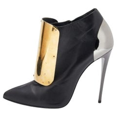 Giuseppe Zanotti bottines en cuir noir avec velcro Taille 38