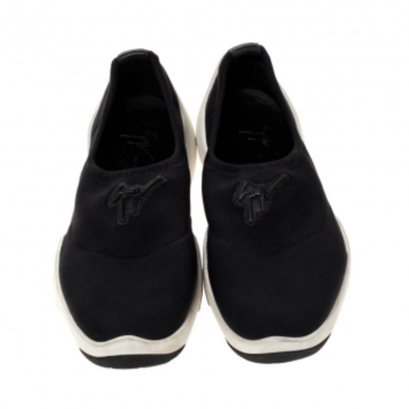 Giuseppe Zanotti Schwarze leichte Neopren-Turnschuhe aus Neopren Größe 35.5 im Angebot 1