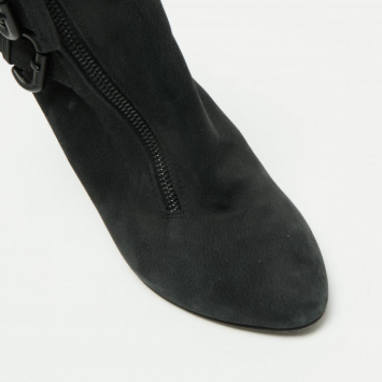 Giuseppe Zanotti - Bottines noires à boucle noire, taille 38,5 Pour femmes en vente