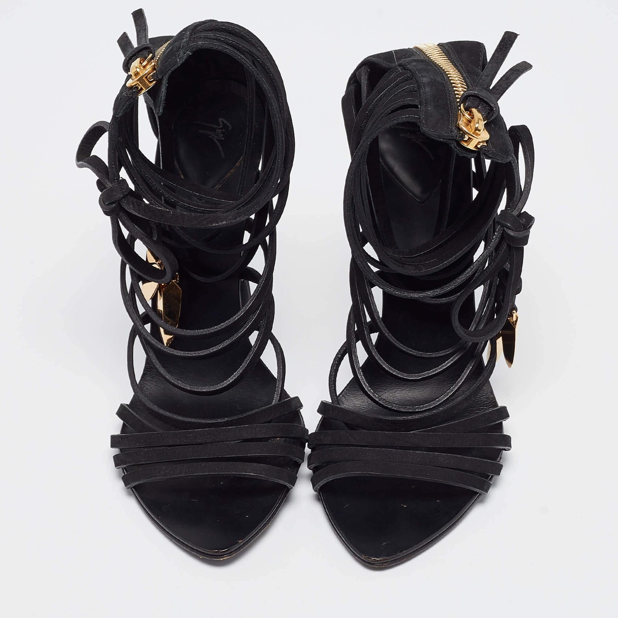 Giuseppe Zanotti Nero Nubuck Strappy Mortisia  Sandali taglia 37 In condizioni discrete in vendita a Dubai, Al Qouz 2
