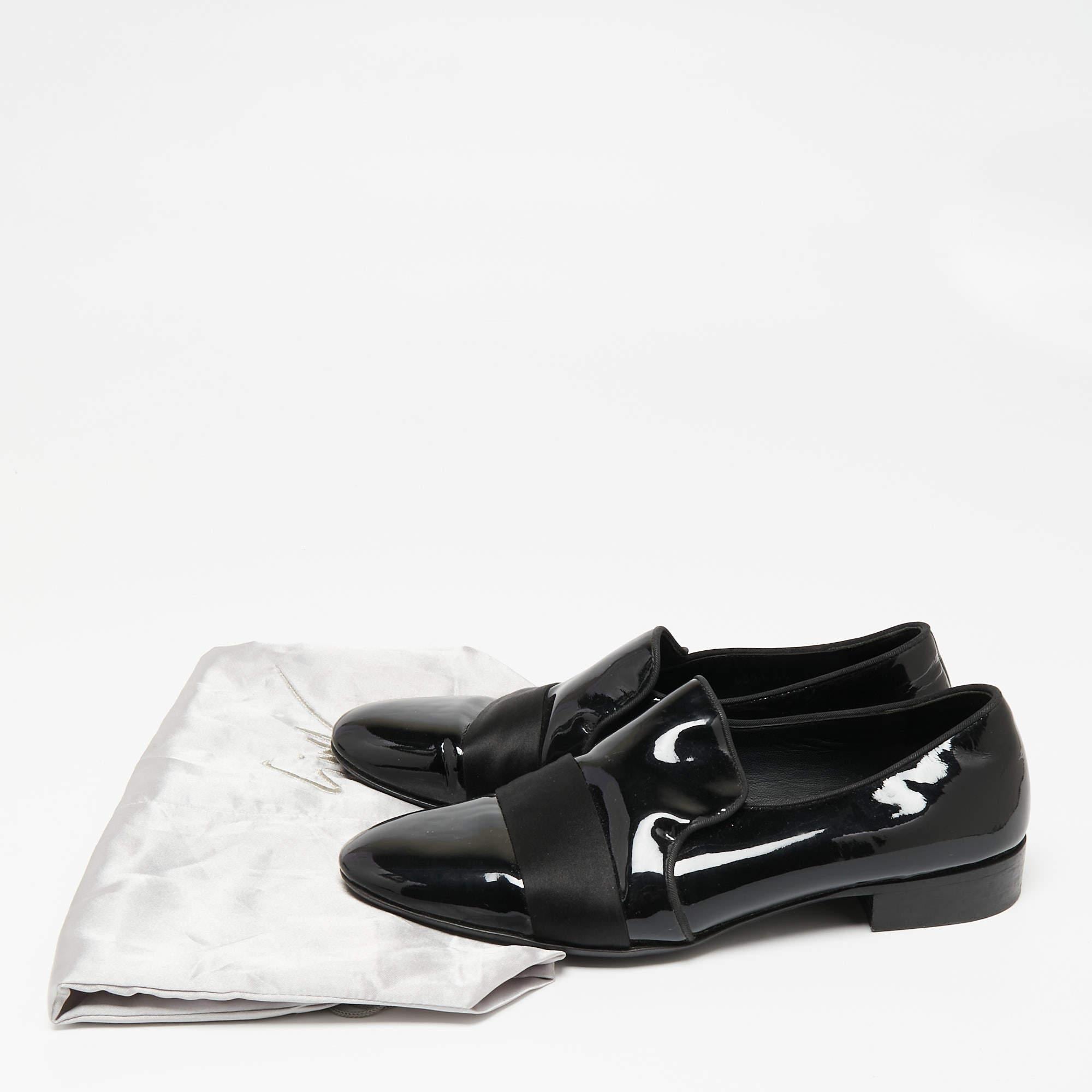 Giuseppe Zanotti Black Patent Leather and Satin Cap Toe Smoking Slippers Size 40 For Sale 4