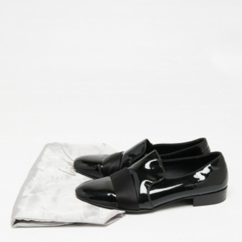 Giuseppe Zanotti Chaussons de smoking en cuir verni et satin noir Taille 40 en vente 4