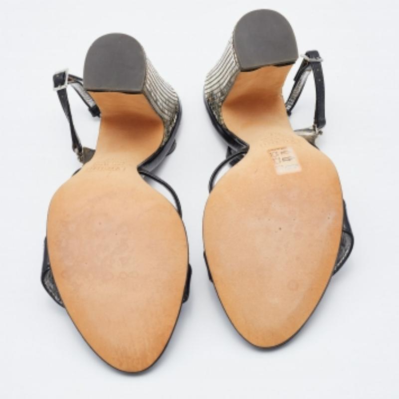 Giuseppe Zanotti Sandalias negras de charol con tacón bloque y tira al tobillo talla 37 en venta 3