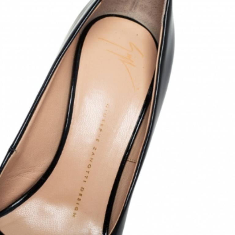 Giuseppe Zanotti Escarpins à plateforme en liège en cuir verni noir Taille 38.5 en vente 3
