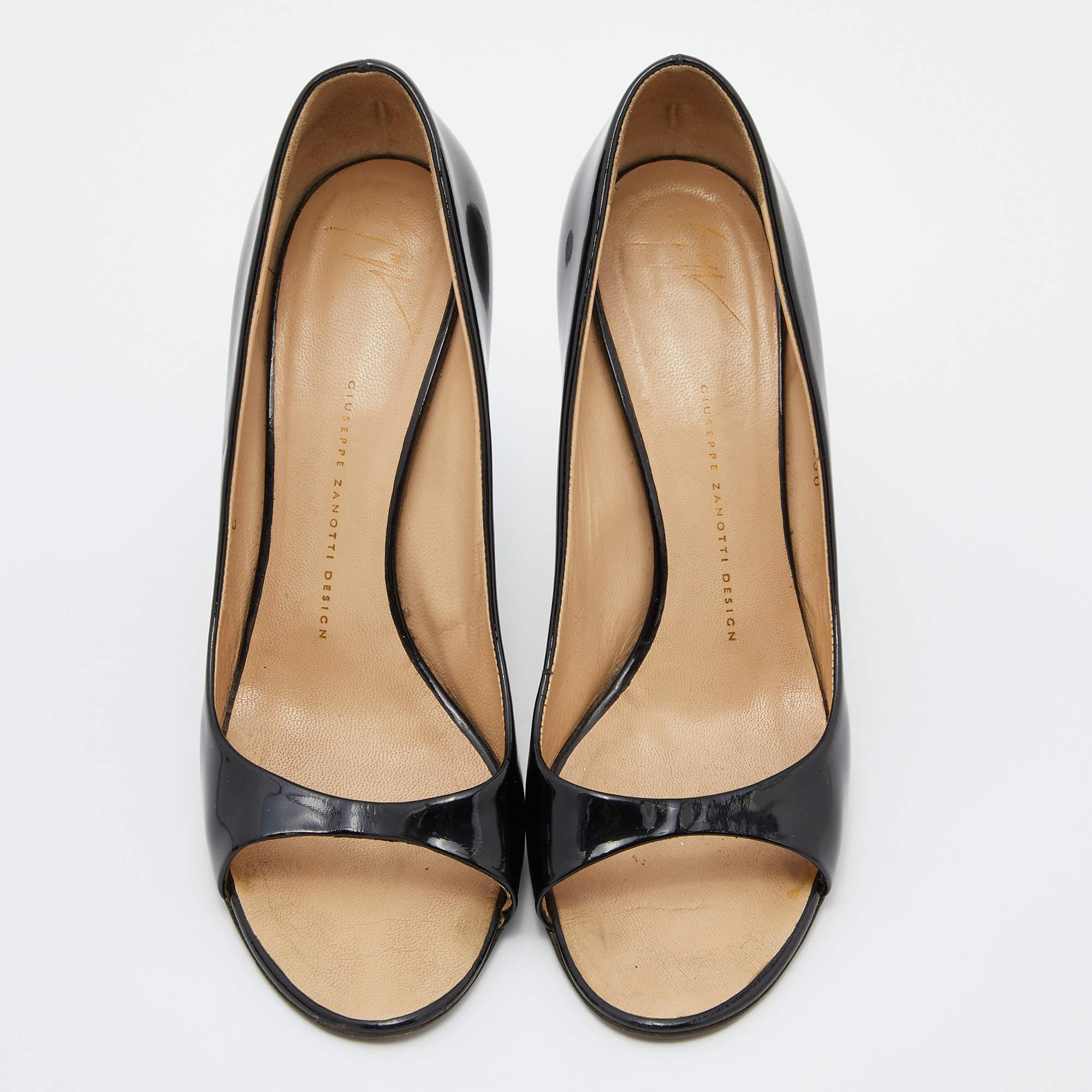 Giuseppe Zanotti Black Patent Leather Open Toe Pumps Size 40 In Fair Condition For Sale In Dubai, Al Qouz 2