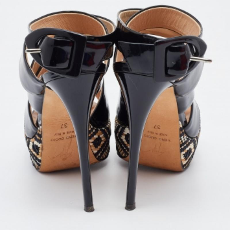 Giuseppe Zanotti Sandales à plateforme en cuir verni tressé noir Taille 37 en vente 1
