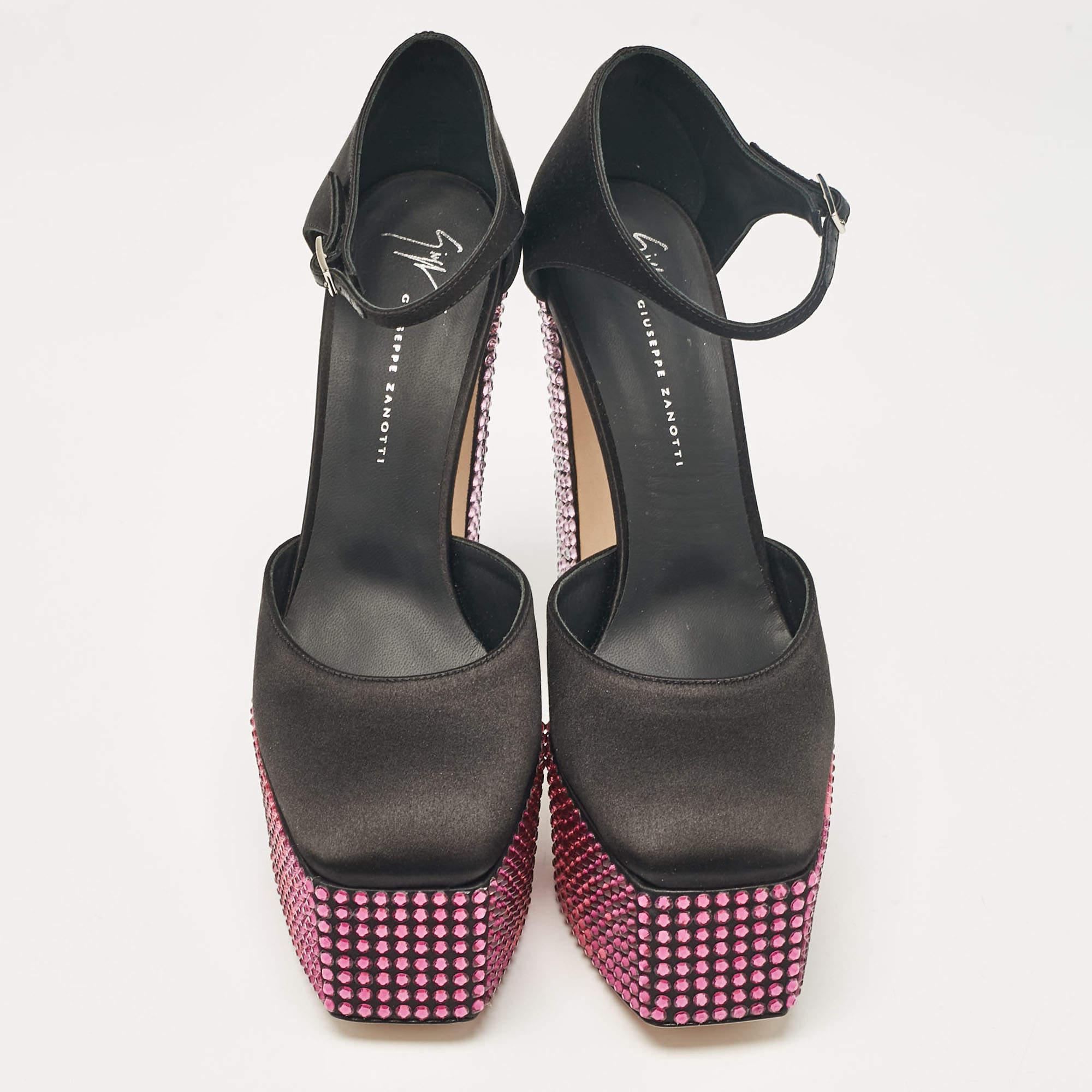 Giuseppe Zanotti Mary Jane Pumps aus schwarzem Satin mit Kristallverzierung, Größe 40 (Schwarz) im Angebot