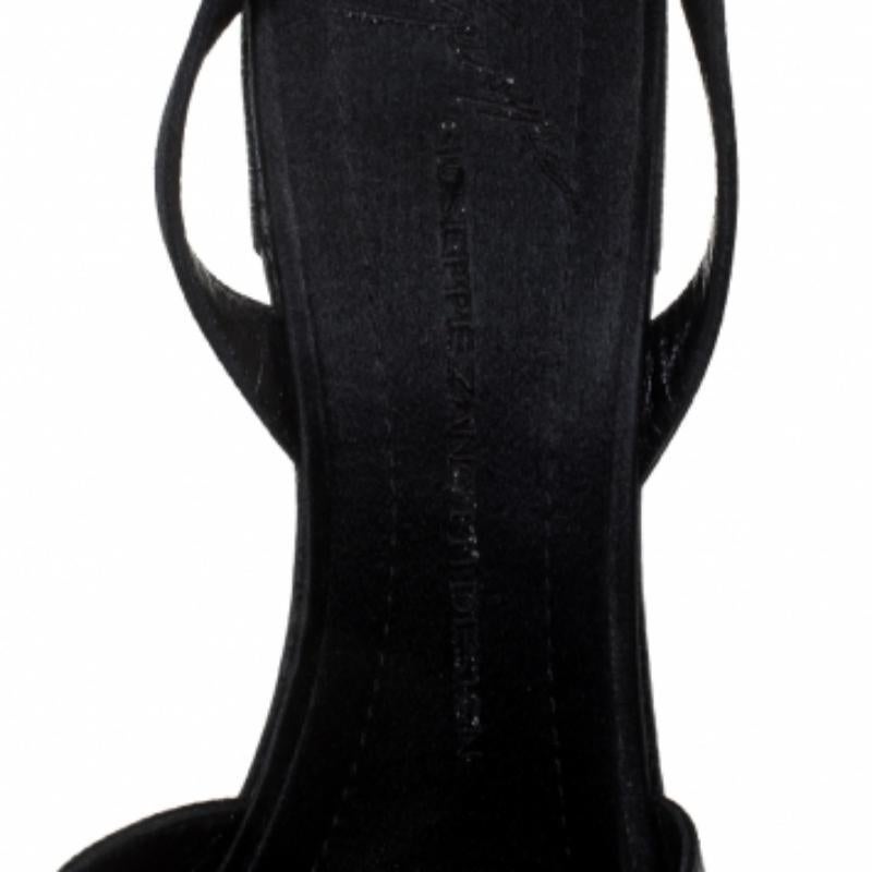 Giuseppe Zanotti Sandales à plateforme en satin noir Taille 40.5 en vente 4