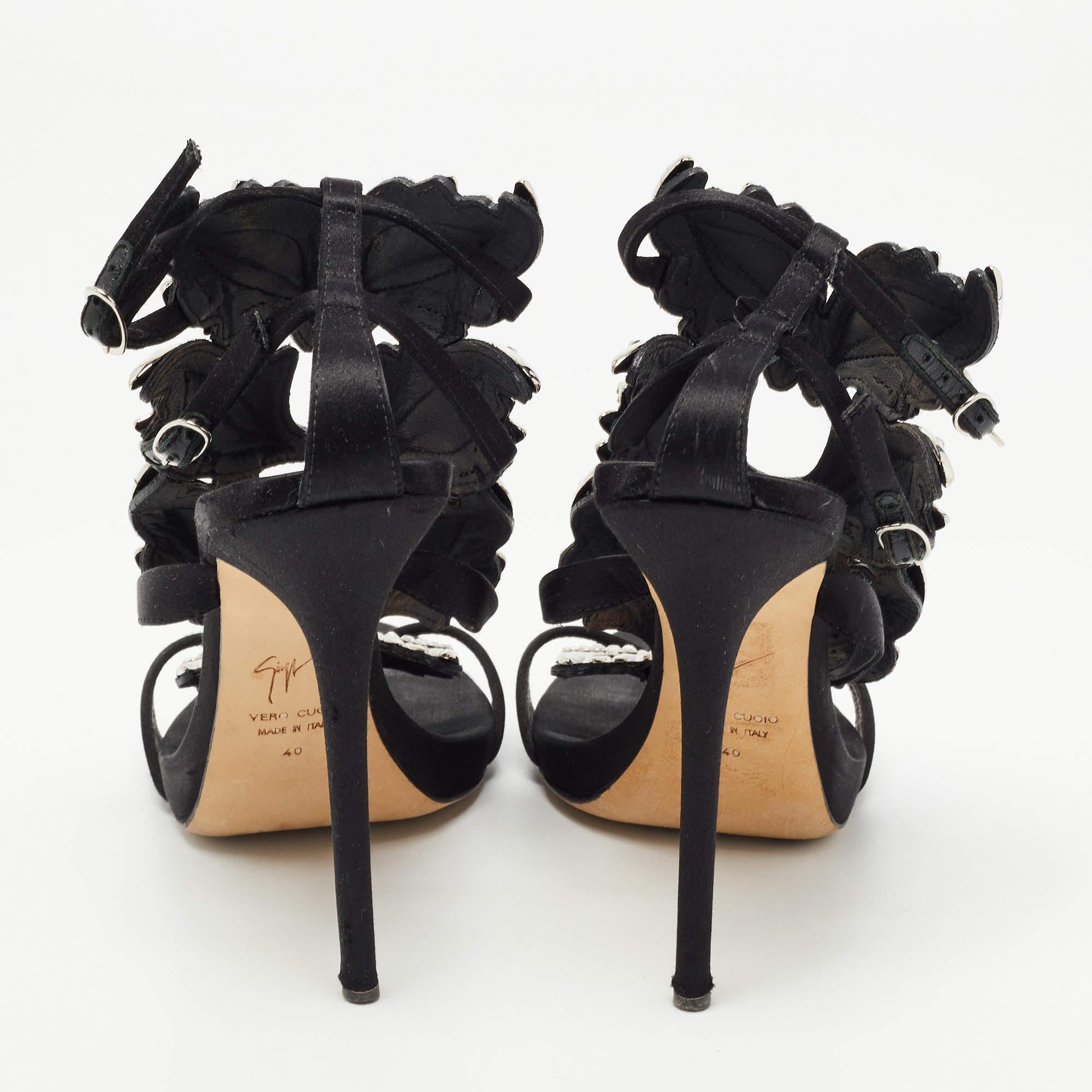 Giuseppe Zanotti Black Satin Wing Jeweled Sandals Size 40 In Good Condition For Sale In Dubai, Al Qouz 2