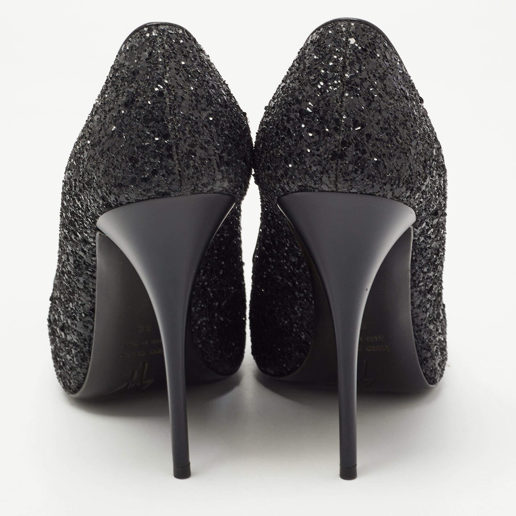 Donna Giuseppe Zanotti Black/Silver Coarse Glitter Cap Toe Pumps Size 39 in vendita