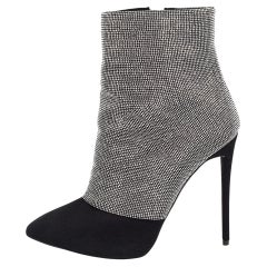 Giuseppe Zanotti Schwarz/Silber Wildleder Nieten-Olinda-Stiefeletten Größe 37