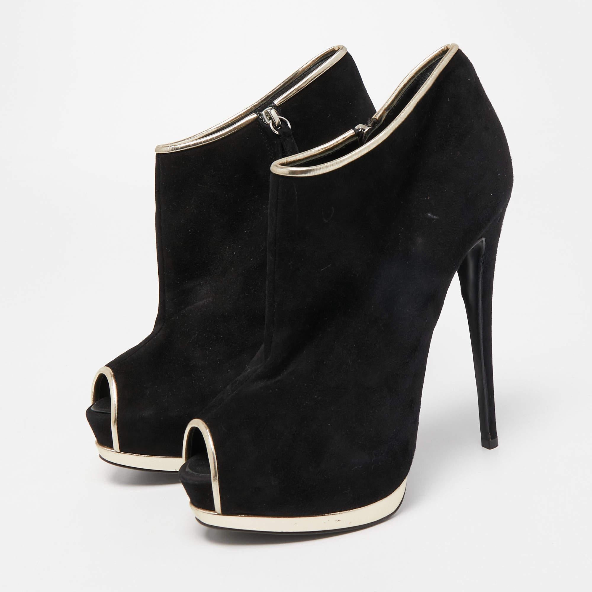 Giuseppe Zanotti Black Suede and Leather Ankle Boots Size 40 For Sale 2
