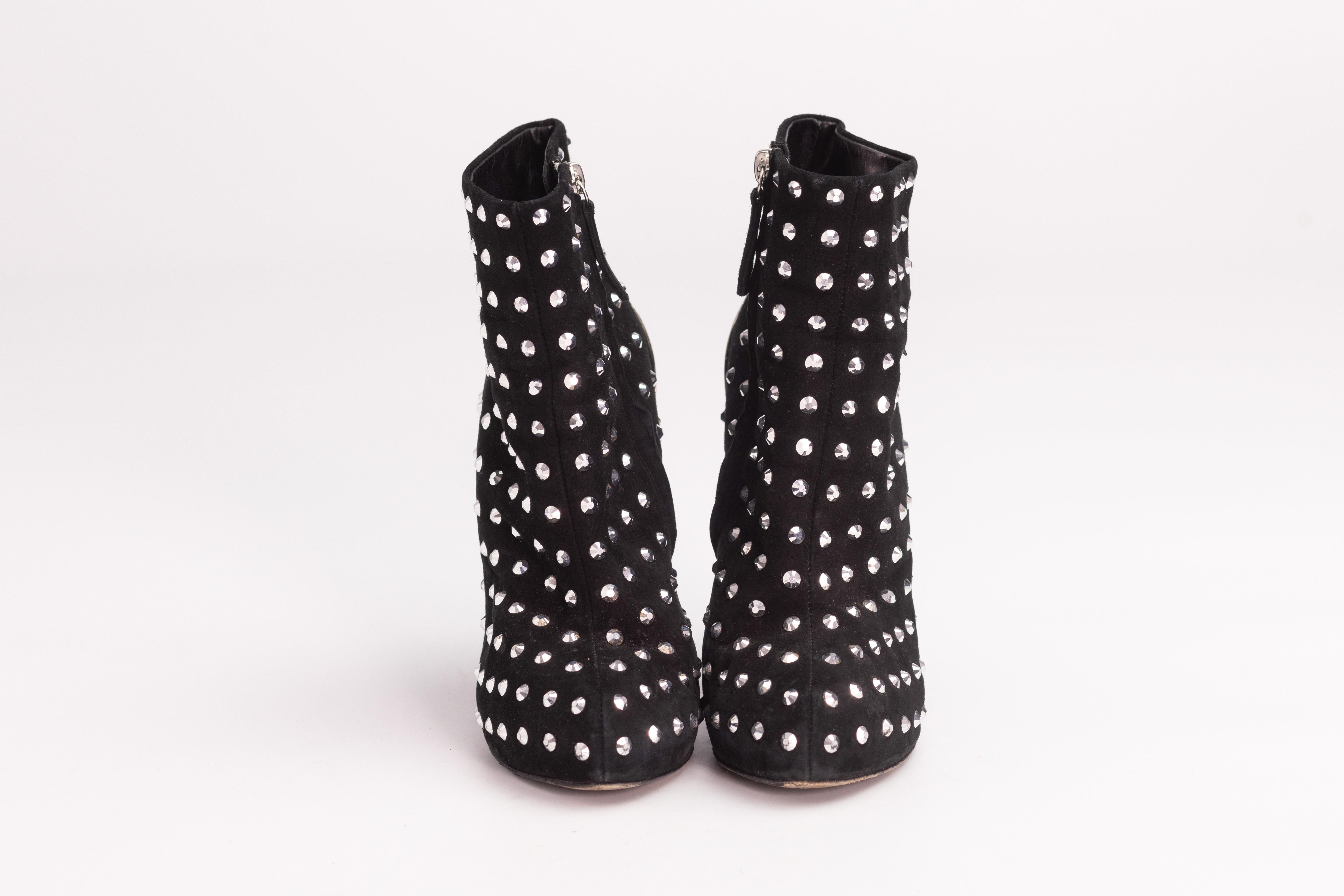 Giuseppe Zanotti Black Suede Crystal Embellished Boots (EU 38) In Good Condition For Sale In Montreal, Quebec