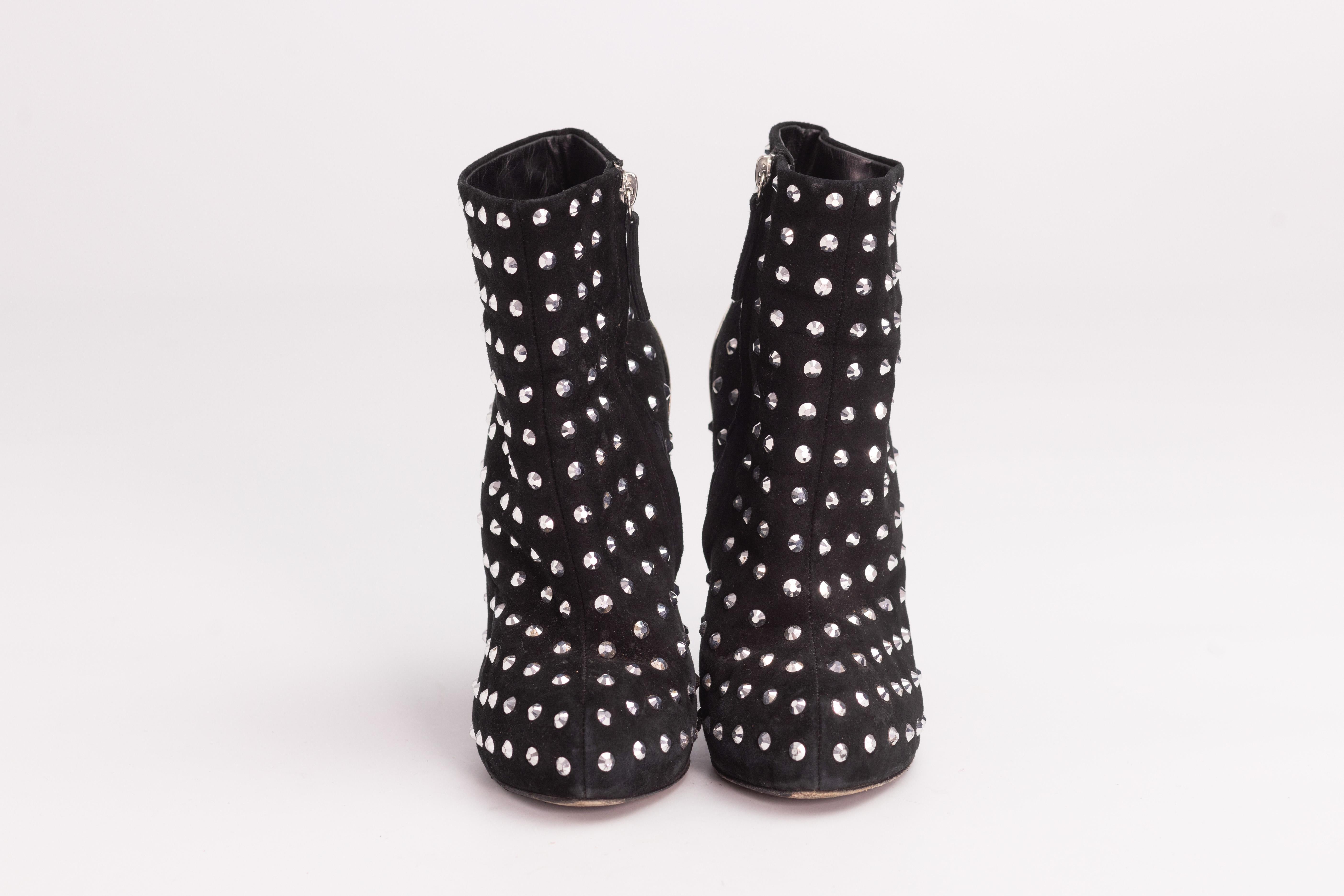 Women's Giuseppe Zanotti Black Suede Crystal Embellished Boots (EU 38) For Sale