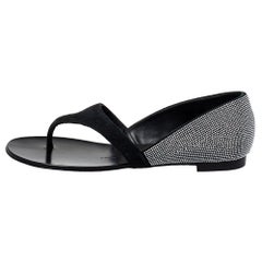 Giuseppe Zanotti Black Suede Crystal Embellished Flat Thong Sandals Size 37 Giuseppe Zanotti Black Suede Crystal Embellished Flat Thong Sandals Size 37