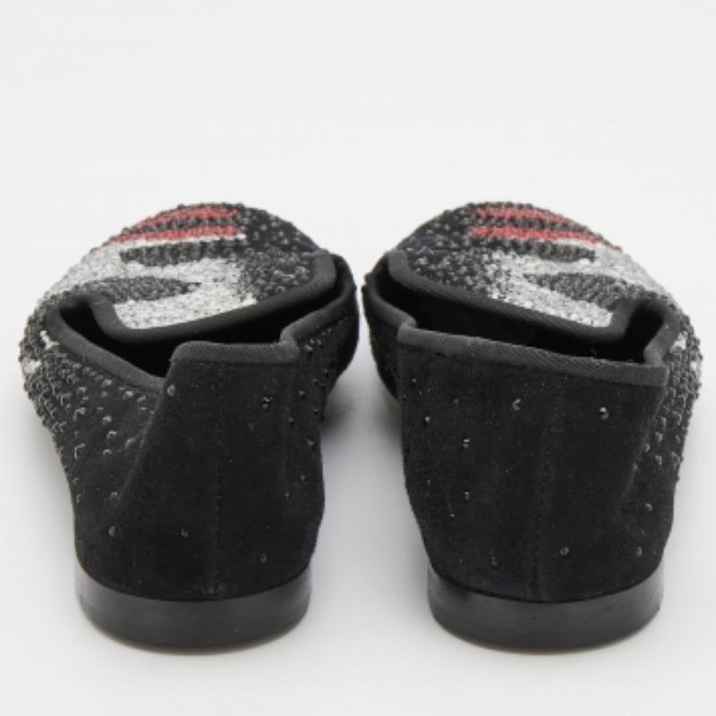 Giuseppe Zanotti Joker Smoking Slippers aus schwarzem Wildleder mit Kristallverzierung, Größe 37 im Angebot 1