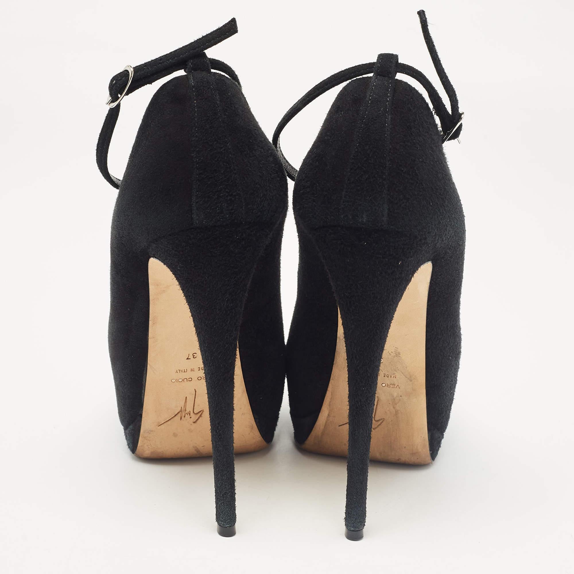Giuseppe Zanotti Escarpins Peep Toe en daim noir avec ornements en cristal Taille 37 Pour femmes en vente