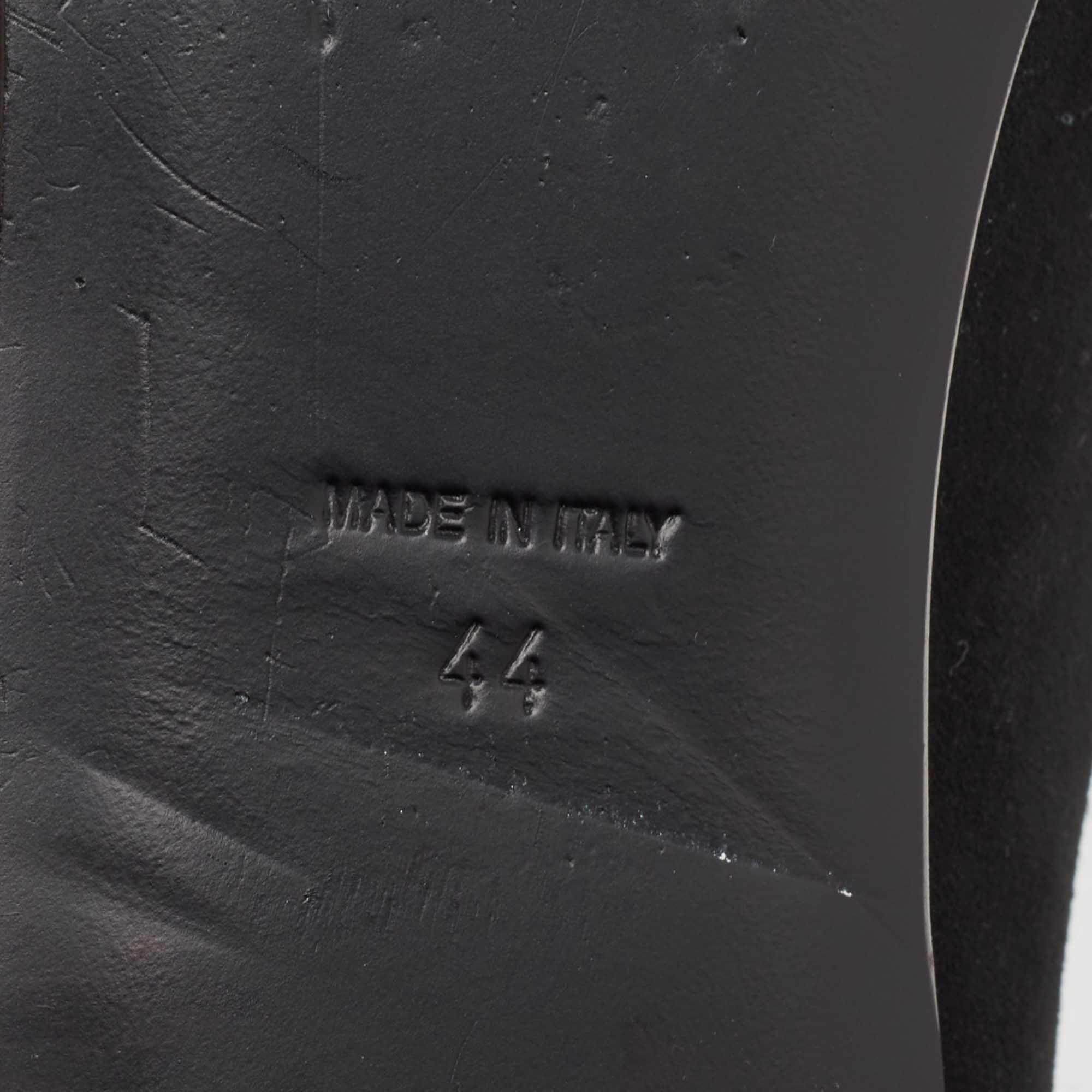 Giuseppe Zanotti Chaussons fumants en daim noir ornés de cristaux Taille 44 en vente 2
