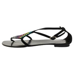 Giuseppe Zanotti Sandali piatti in camoscio nero impreziositi da cristalli Taglia 36