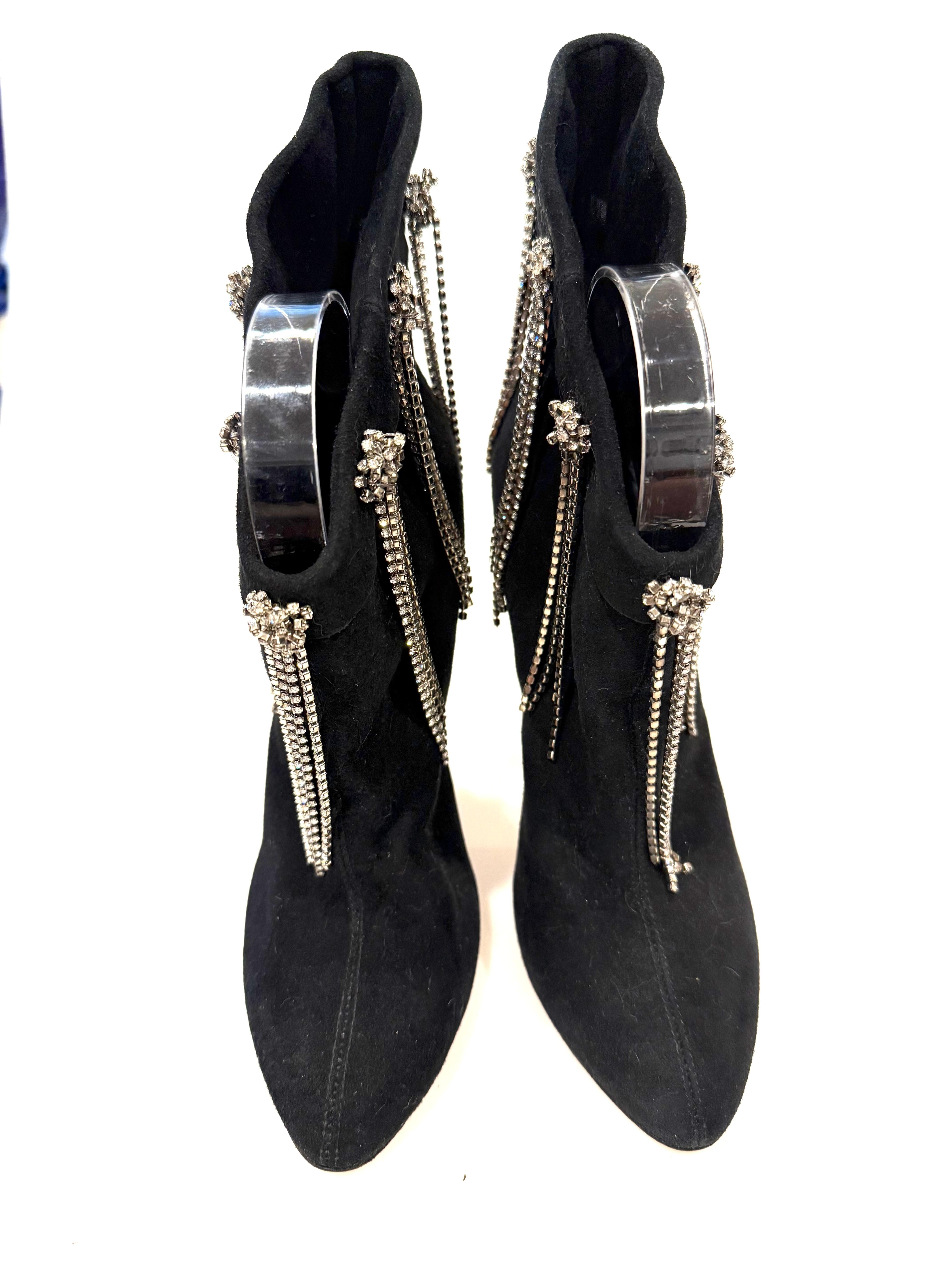 Giuseppe Zanotti Black Suede Crystal Fringe Ankle Boots  Fall 2018  Size 39 In Good Condition For Sale In Woodland Hills, CA