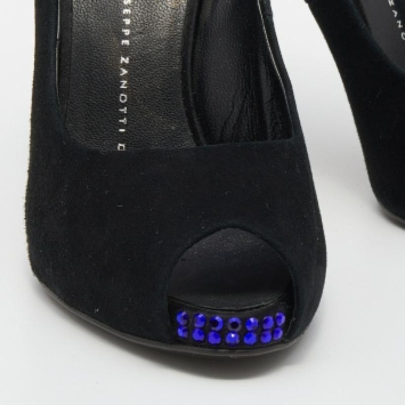 Giuseppe Zanotti Escarpins Peep Toe en daim noir avec embellissement Taille 36 en vente 2