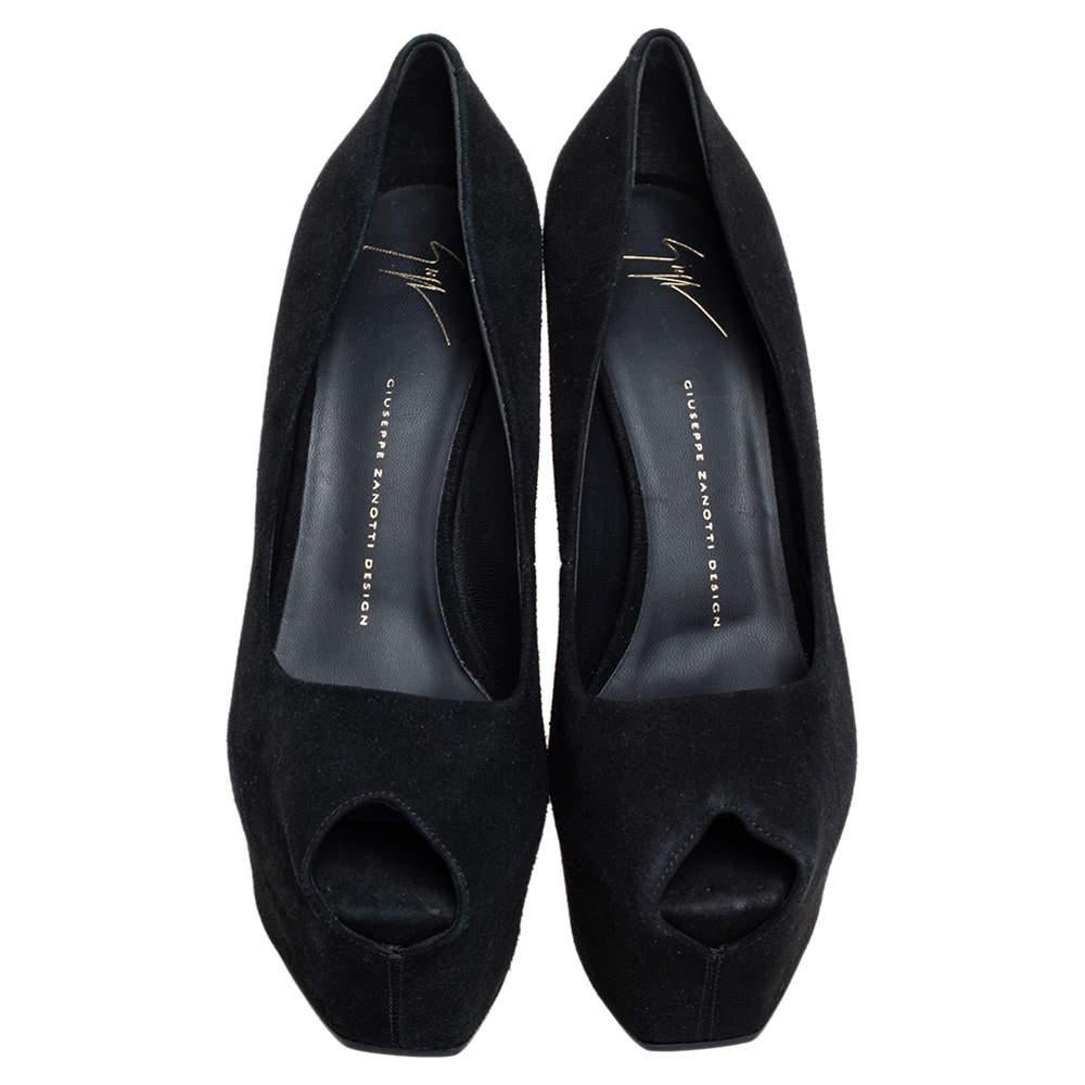 Giuseppe Zanotti Black Suede Liza Peep Toe Platform Pumps Size 41 In Good Condition In Dubai, Al Qouz 2