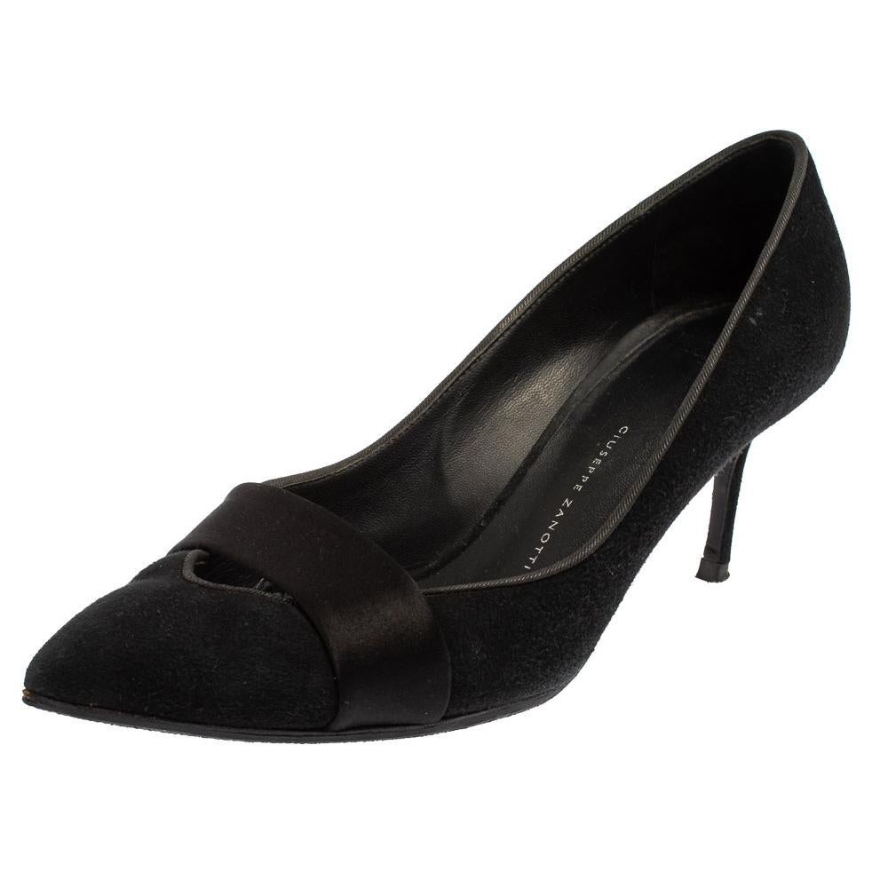 Giuseppe Zanotti Black Suede Pointed Toe Pumps Size 37.5 For Sale