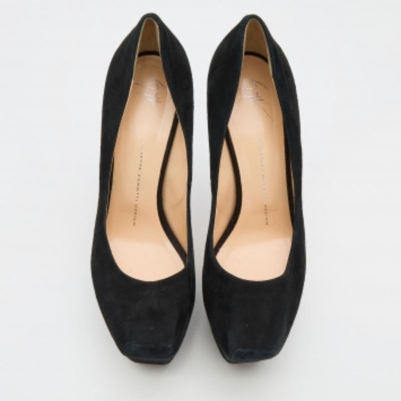 Noir Giuseppe Zanotti Black Suede Square Toe Platform Pumps Size 40 (escarpins en daim à bout carré et à plateforme) en vente