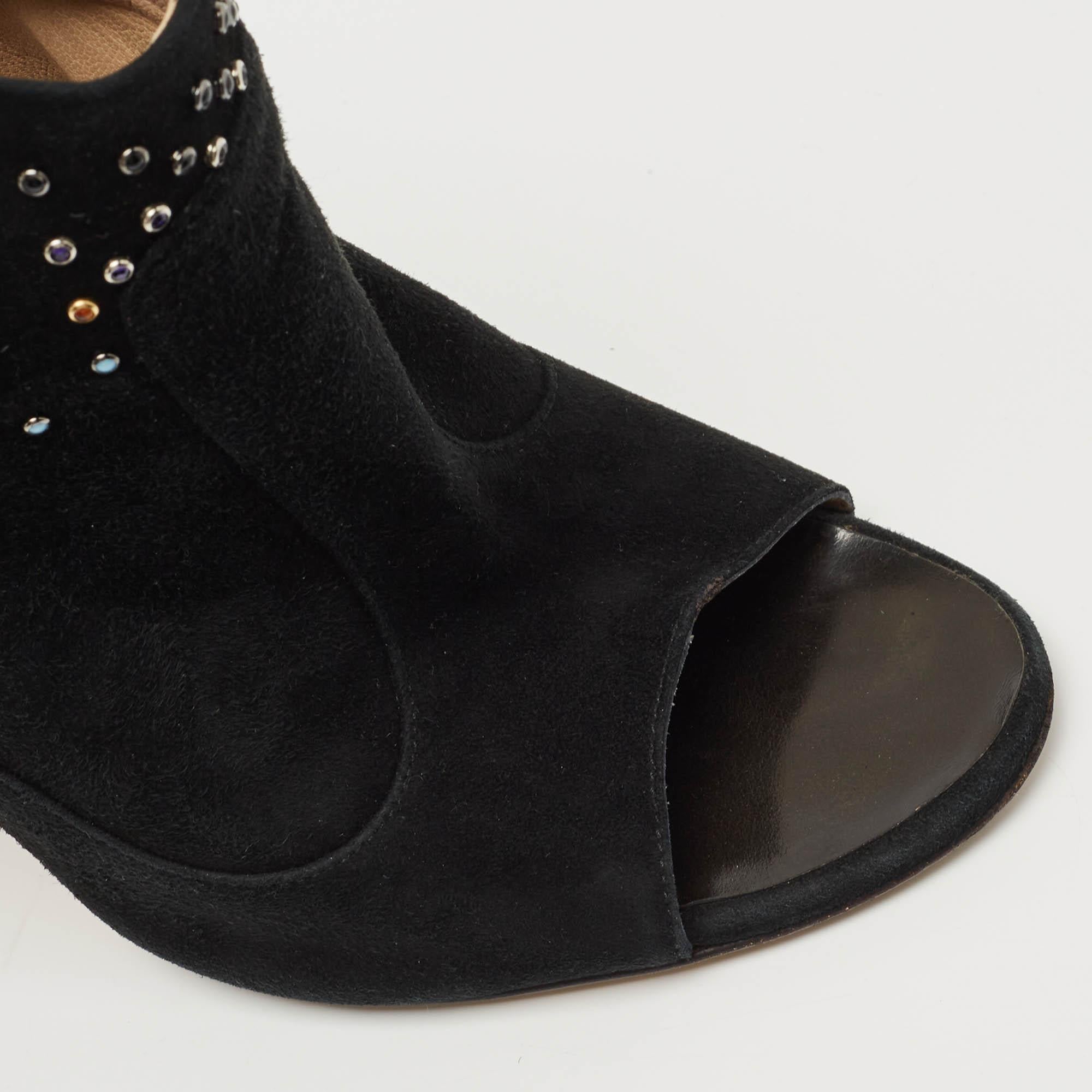 Giuseppe Zanotti Bottes cloutées en daim noir Taille 41 en vente 2