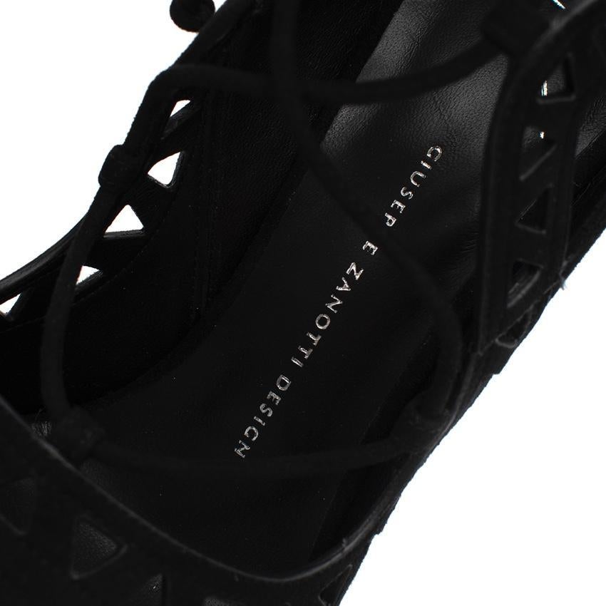Sandalias de tacón Giuseppe Zanotti Tatuaje de ante negro con corte láser en venta 2