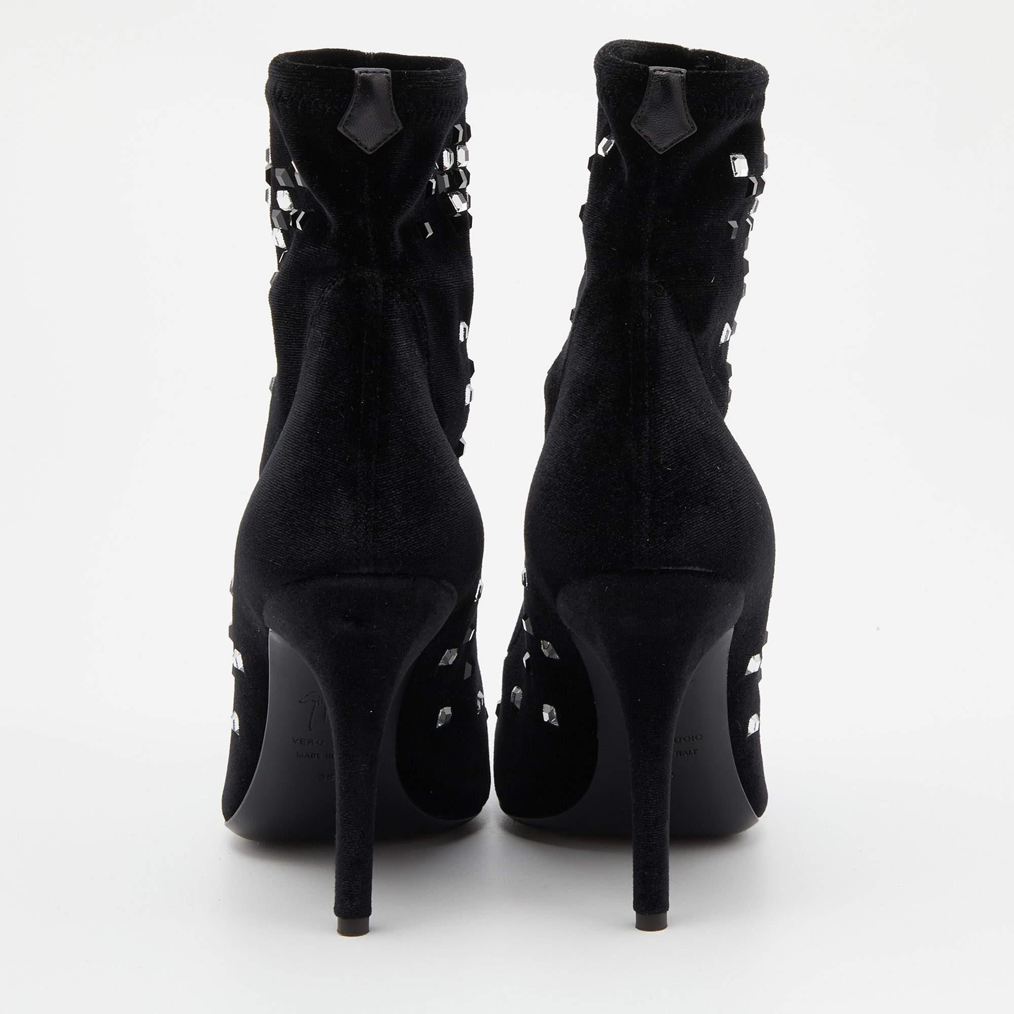 Giuseppe Zanotti Black Velvet Crystal Embellished Ankle Booties Size 38 For Sale 2