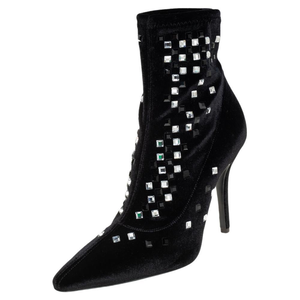 Giuseppe Zanotti Black Velvet Crystal Embellished Ankle Boots Size 36 For Sale 4