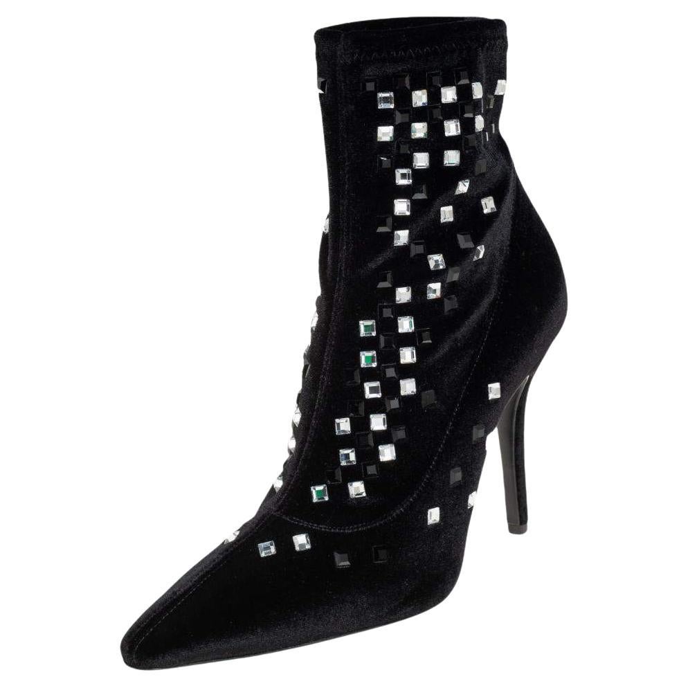 Giuseppe Zanotti Black Velvet Crystal Embellished Ankle Boots Size 36 For Sale