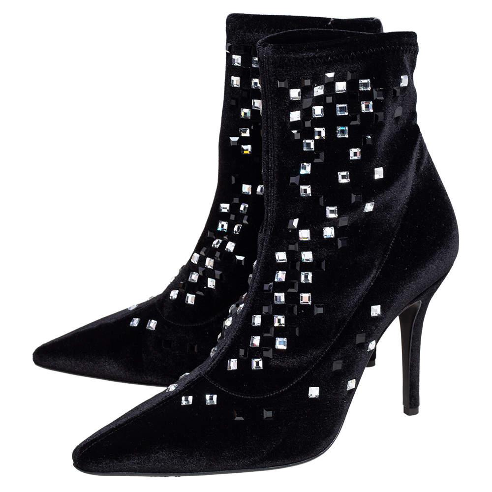 Women's Giuseppe Zanotti Black Velvet Crystal Embellished Ankle Boots Size 39 For Sale