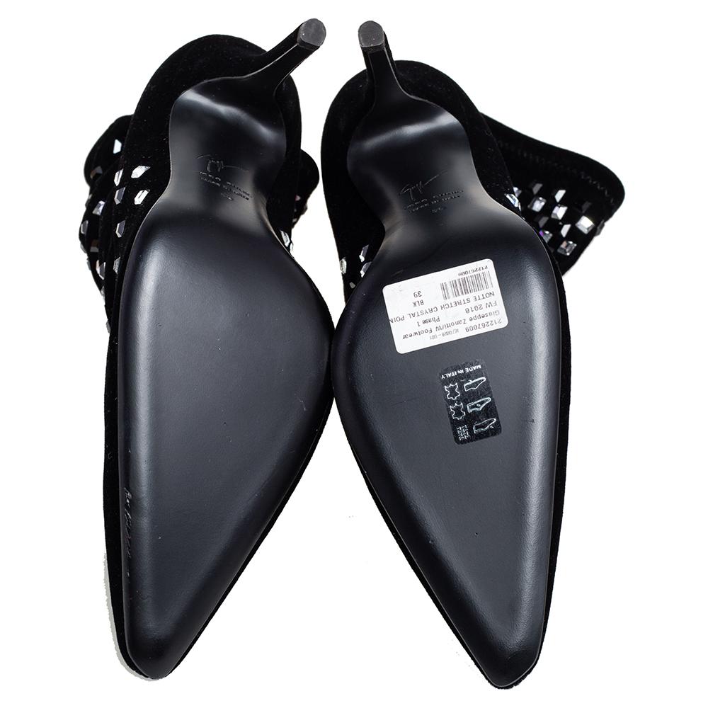 Giuseppe Zanotti Black Velvet Crystal Embellished Ankle Boots Size 39 For Sale 2