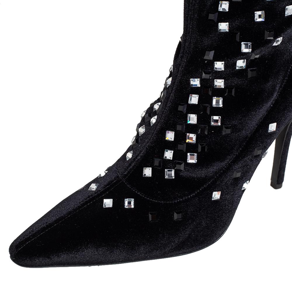 Giuseppe Zanotti Black Velvet Crystal Embellished Ankle Boots Size 39 For Sale 3