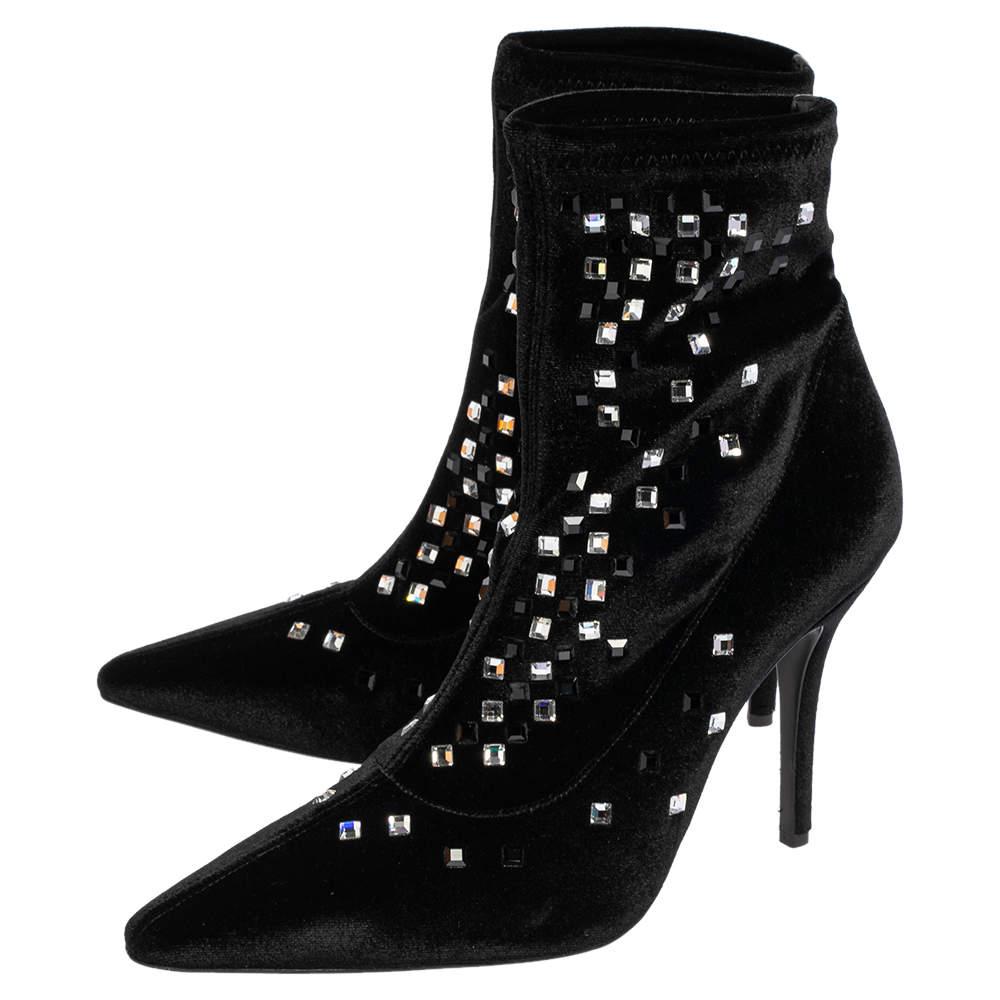 Women's Giuseppe Zanotti Black Velvet Crystal Embellished Pointed Toe Ankle Boots Size 4 For Sale