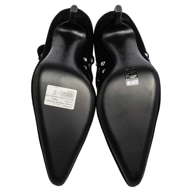 Giuseppe Zanotti Black Velvet Crystal Embellished Pointed Toe Ankle Boots Size 4 For Sale 3