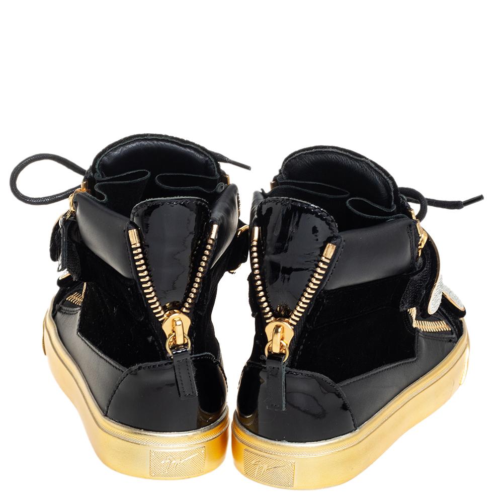 Giuseppe Zanotti Black Velvet Crystal Strap High Top Sneakers Size 35 In New Condition For Sale In Dubai, Al Qouz 2