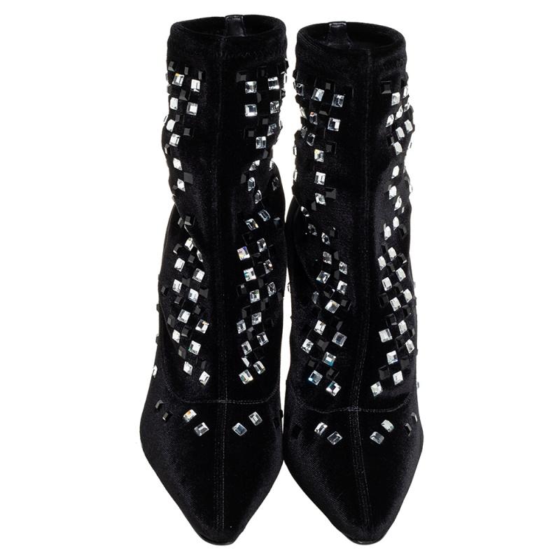 Giuseppe Zanotti Black Velvet Embellished Boots Size 37 In New Condition For Sale In Dubai, Al Qouz 2