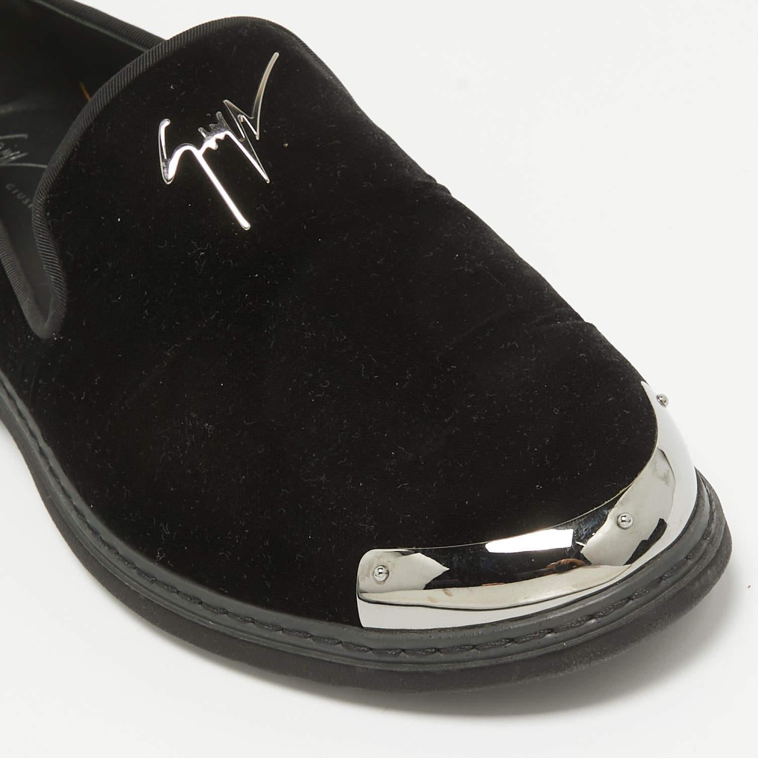 Giuseppe Zanotti Zapatillas de fumar de terciopelo negro talla 44 2