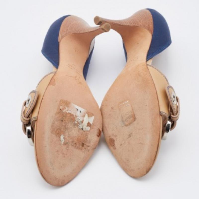 Donna Giuseppe Zanotti Sandali in raso e pelle blu/beige con fibbia laterale misura 37 in vendita