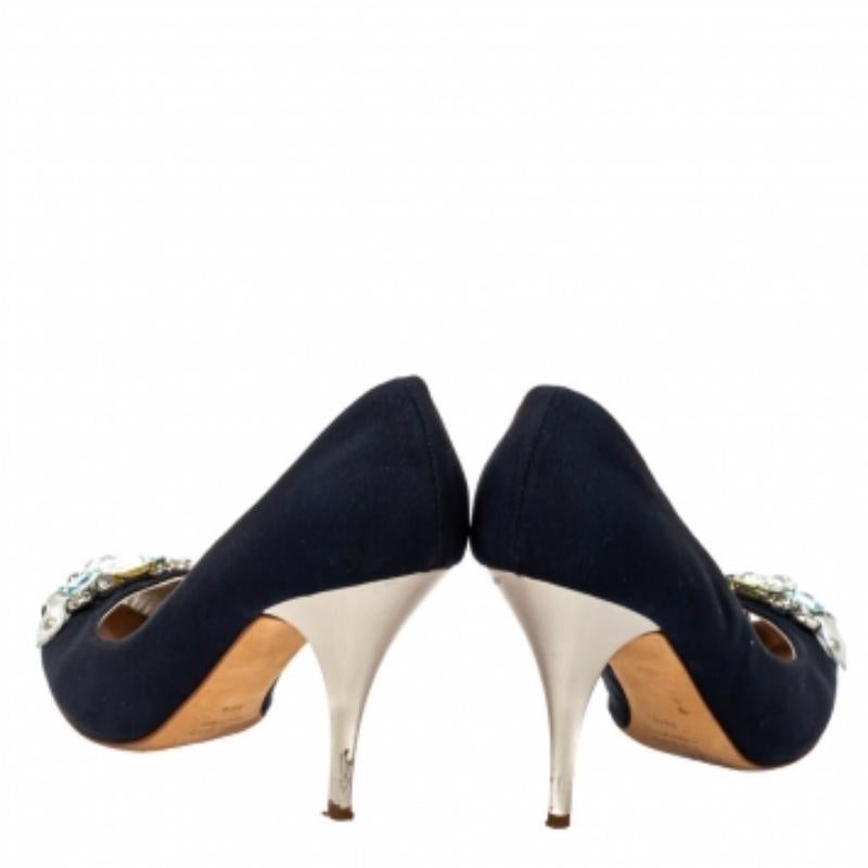 Giuseppe Zanotti Blue Fabric Embellished Peep Toe Pumps Size 38.5 In Fair Condition For Sale In Dubai, Al Qouz 2