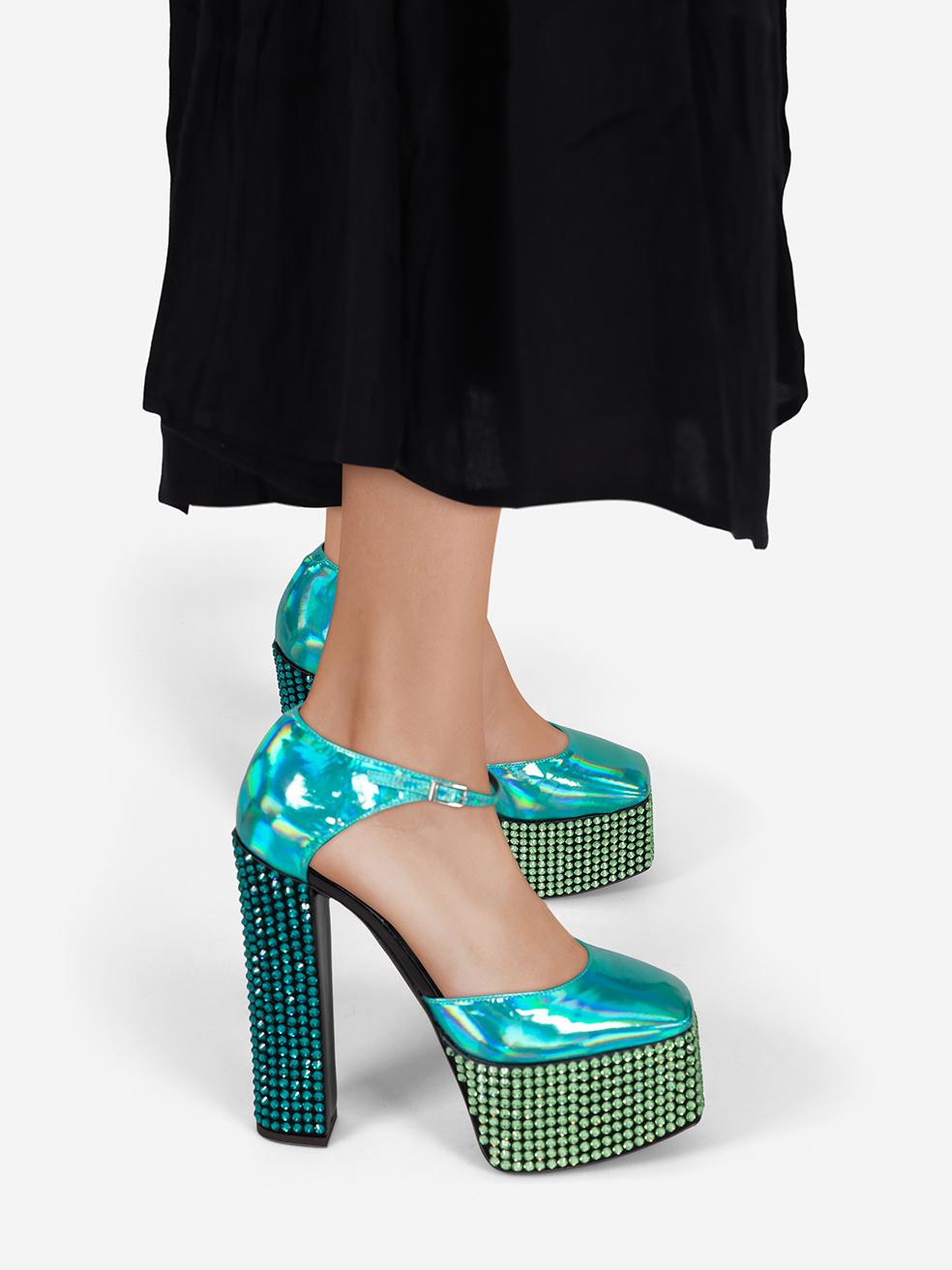 CONDITION is New with tags on this brand new Giuseppe Zanotti designer item. This item comes with original packaging.
 
 
 
 Details
 
 
 E360003
 
 Model: Bebe Strass
 
 Blue metallic
 
 Patent
 
 Heels
 
 Square toe
 
 Rhinestone embellished
 
