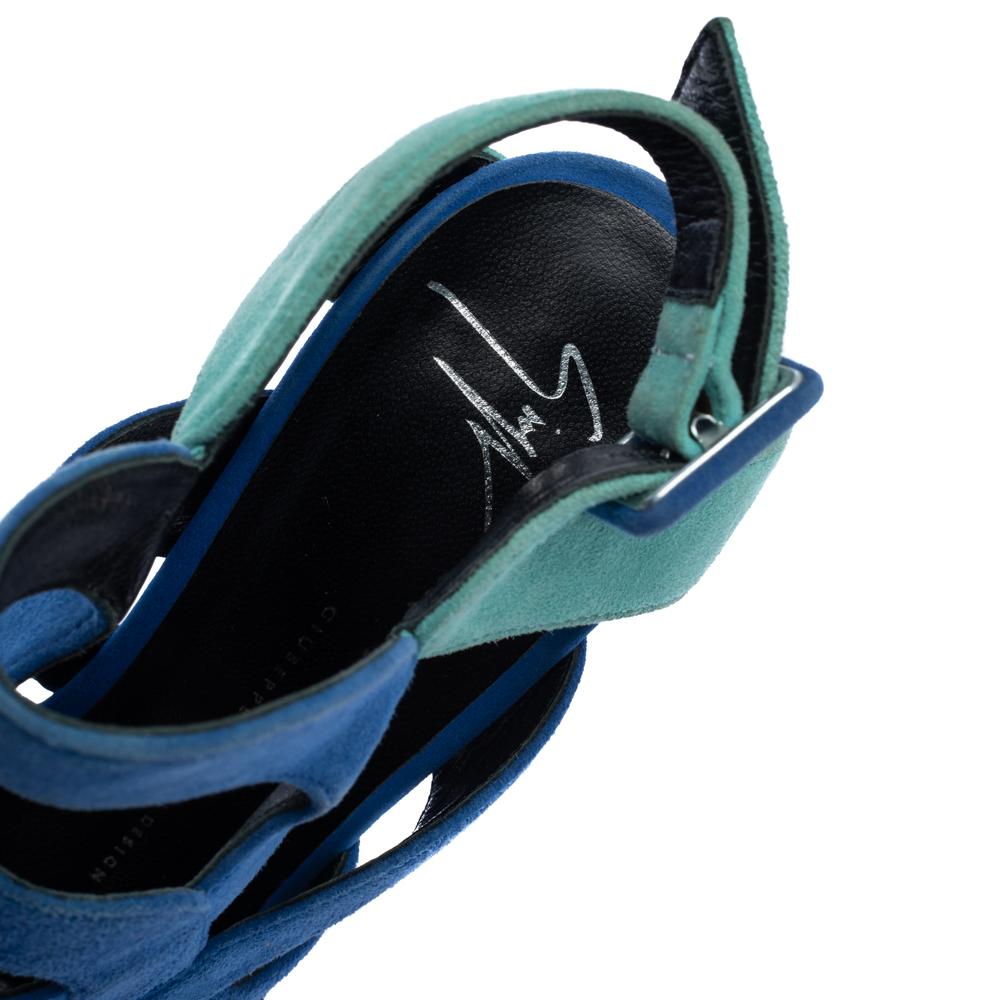 Giuseppe Zanotti Blue Suede Cutout Caged Slingback Sandals Size 40 In Fair Condition For Sale In Dubai, Al Qouz 2