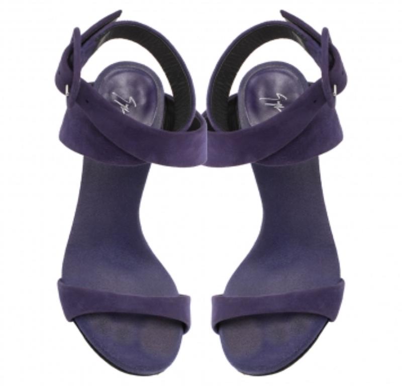 Giuseppe Zanotti Blau Wildleder Metall Heel Knöchel Wickel-Sandalen mit offener Zehe Größe 36 im Zustand „Relativ gut“ im Angebot in Dubai, Al Qouz 2