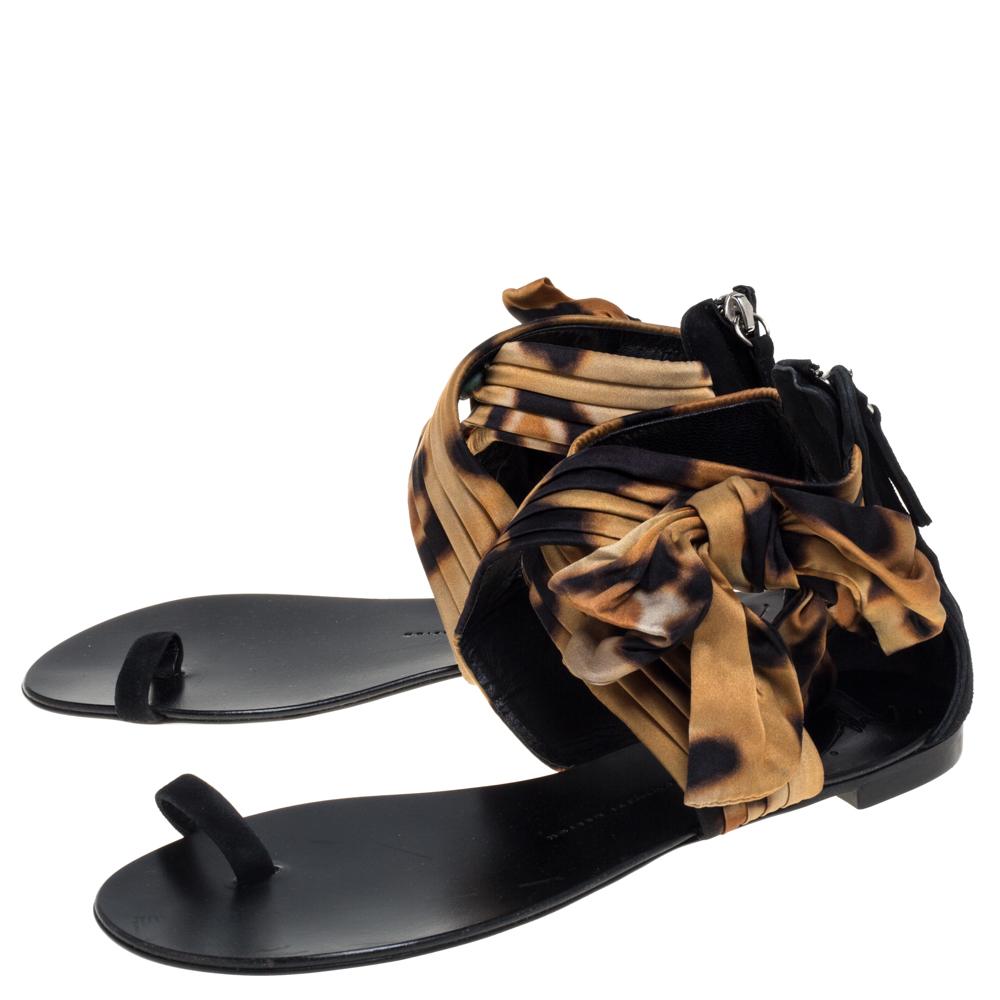 Giuseppe Zanotti Brown/Black Satin Sandals Size 39 For Sale 2