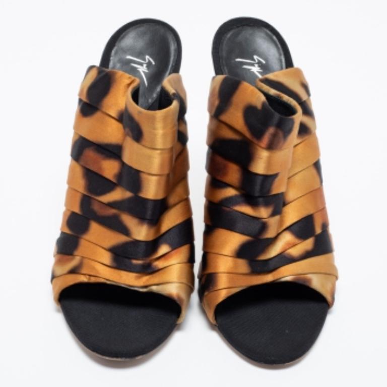 Giuseppe Zanotti Brown/Black Satin Slide Mule Sandals Size 38.5 en vente 2