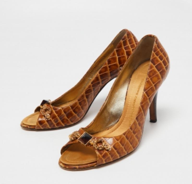 Giuseppe Zanotti Bombas con puntera abierta de piel de cocodrilo marrón talla 39,5 en venta 3