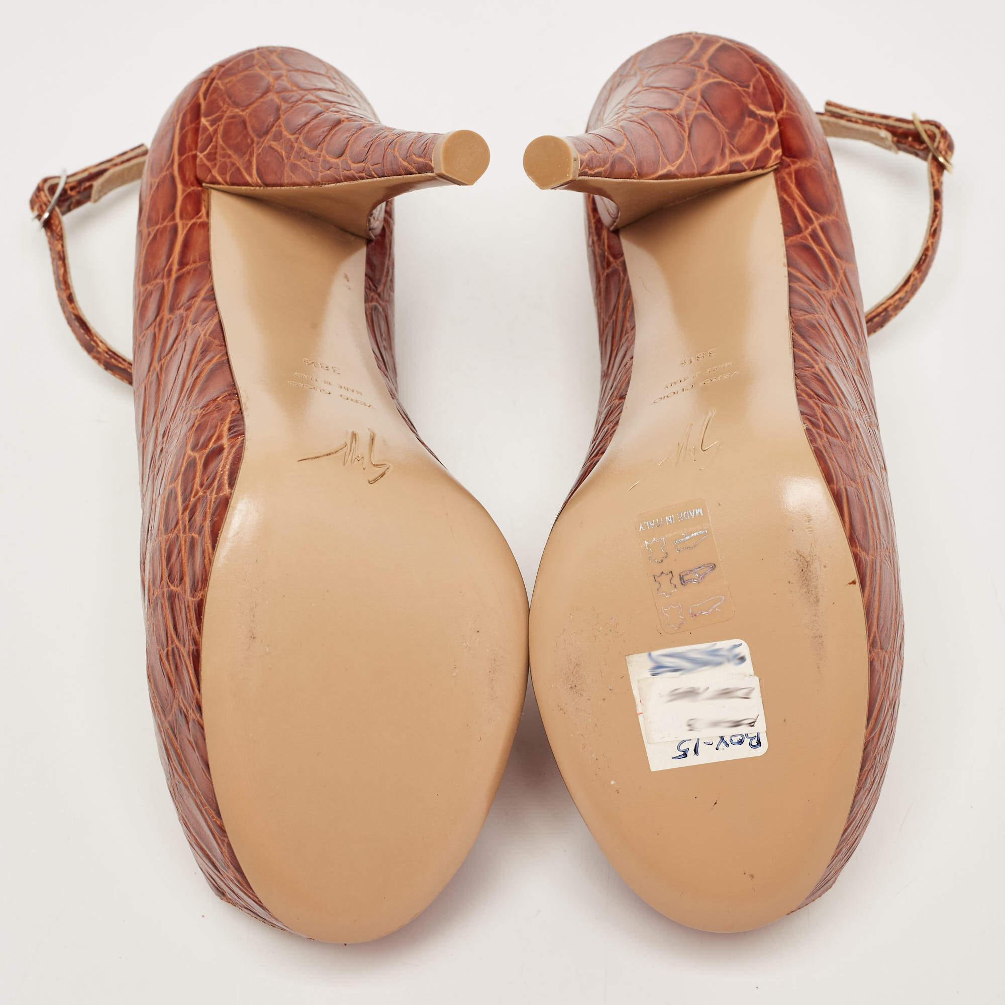 Giuseppe Zanotti Brown Croc Embossed Leather Peep Toe Platform Pumps Size 38.5 For Sale 1